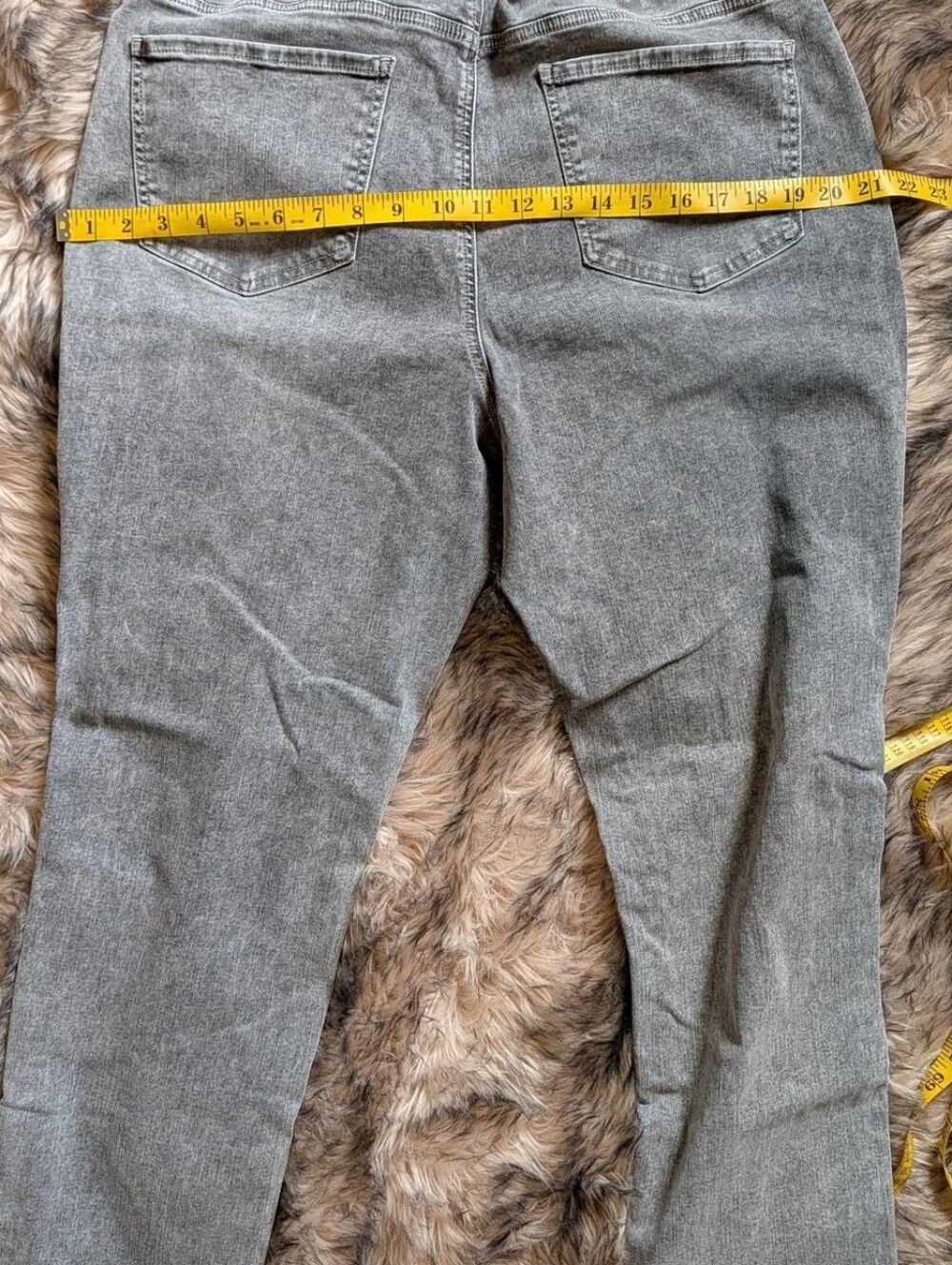 NYDJ Margot Girlfriend Size 12 - Picture 3 of 4